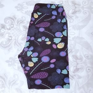 LuLaRoe Tall  and Curvy Legging